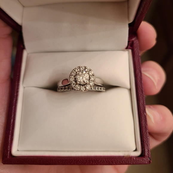 Helzberg Diamonds Jewelry Helzberg Engagement Ring Poshmark
